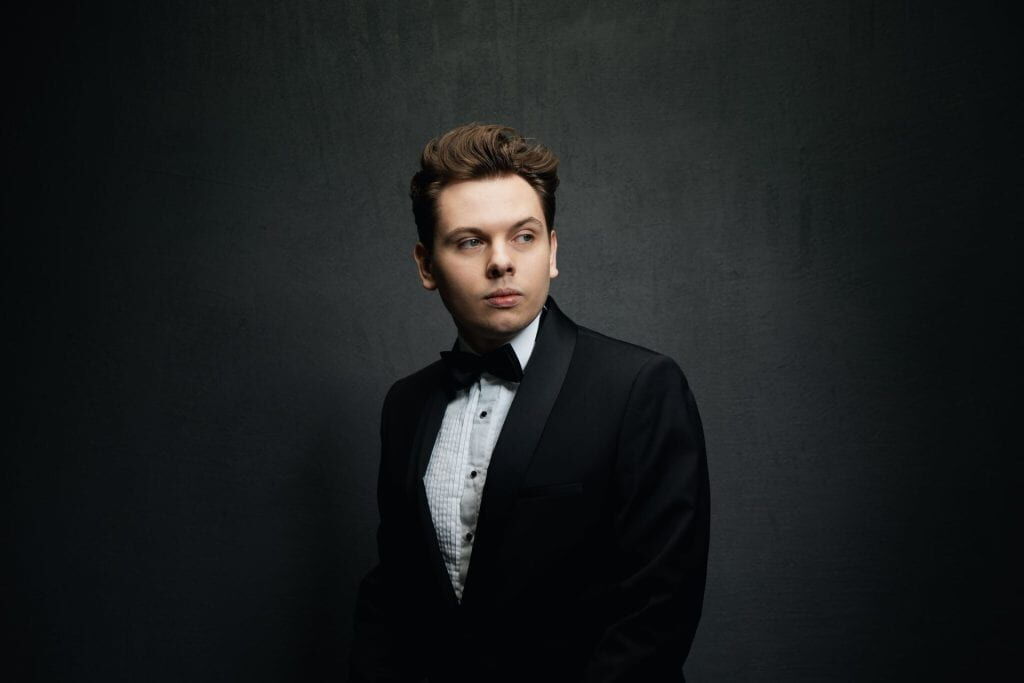 Mateusz Krzyżowski Shines in Osaka: A Polish Pianist's Stellar Performance