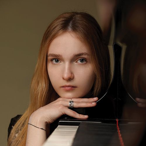 Anastasiia Kliuchereva Shines at Charity Concert in the "New Moon. New Faces" Series