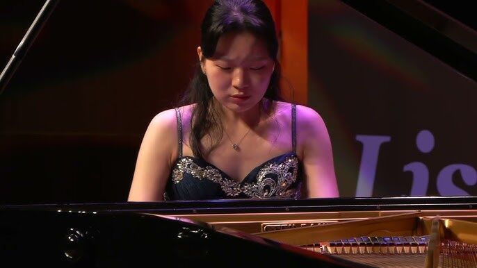 Kim Sunah performs at Liszt Utrecht 2026